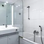 Upstays Near 55m2 カンヌ